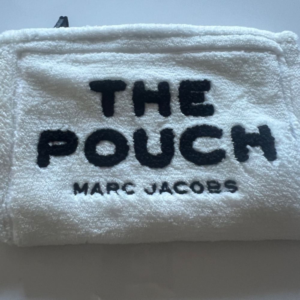 Marc Jacobs "The Pouch" White Terry -BRAND NEW NEVER USED